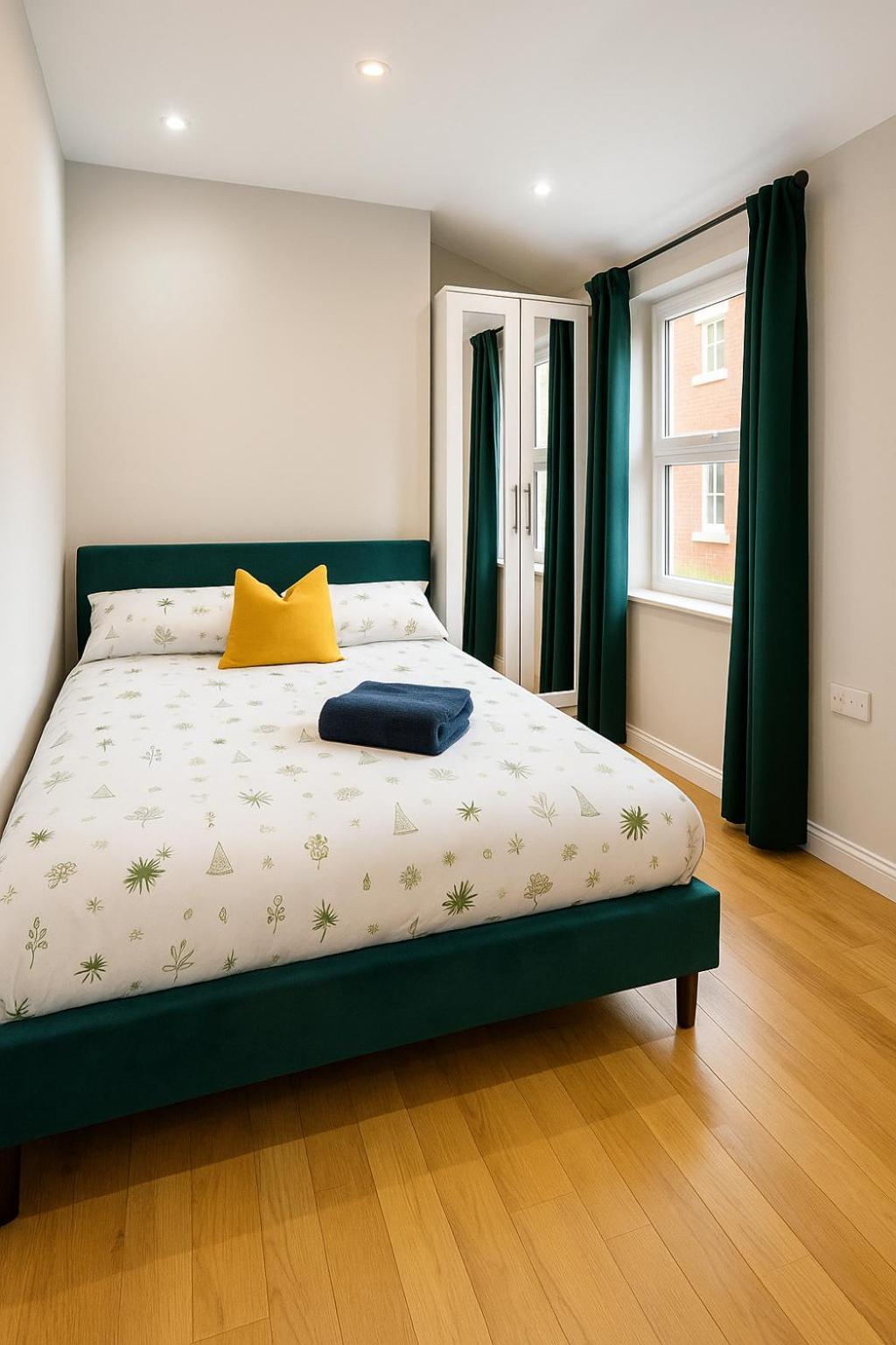 One Bedroom Apartment In City Centre Cardiff Bagian luar foto