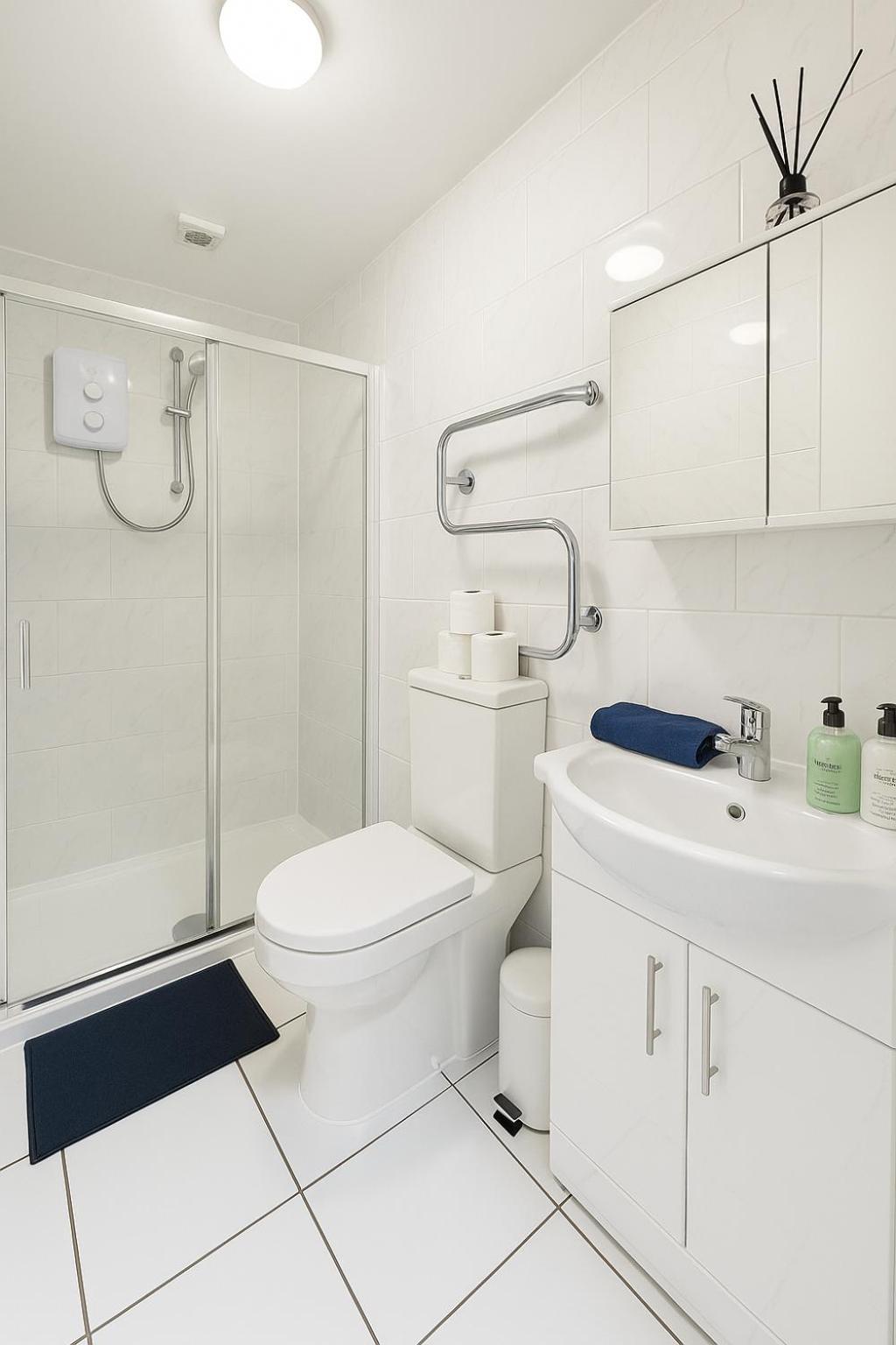 One Bedroom Apartment In City Centre Cardiff Bagian luar foto